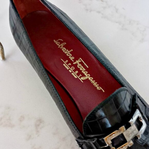 SALVATORE FERRAGAMO Black LEATHER LOAFER - Picture 4 of 8